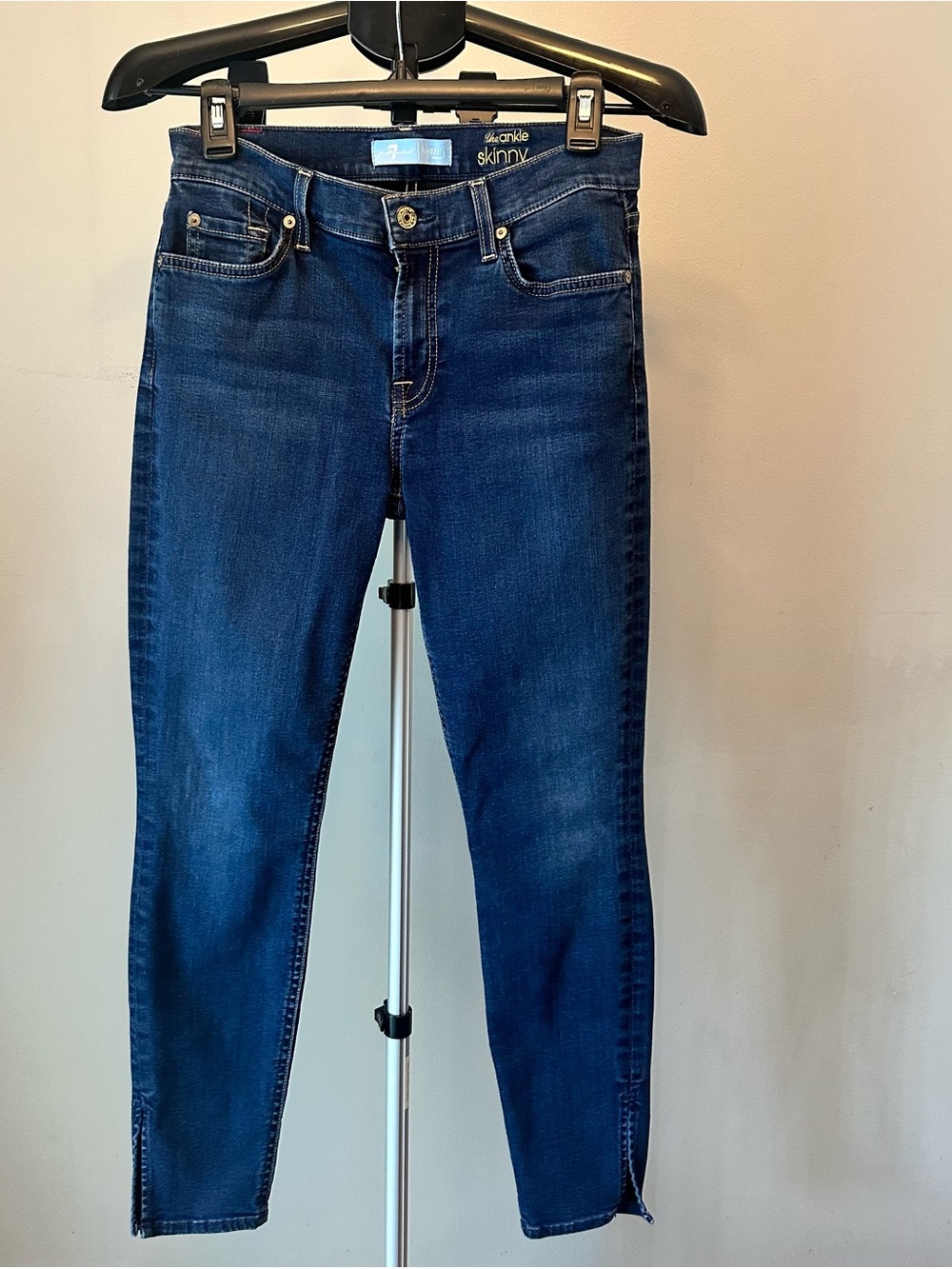 7 For All Mankind The Ankle Skinny Jeans Size 27
